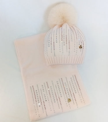SET Hat and scarf with tone-on-tone rhinestones