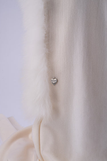 Scarf with hood and fur of times