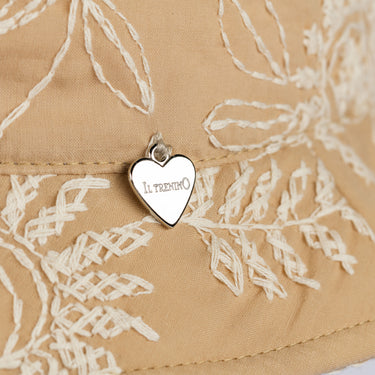 Bucket hat with embroidery