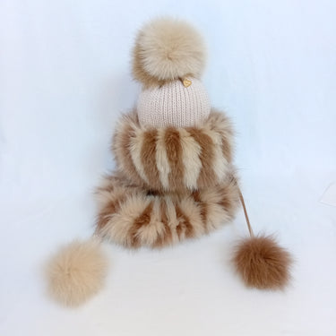 SET Hat and scarf with two-tone fox fur