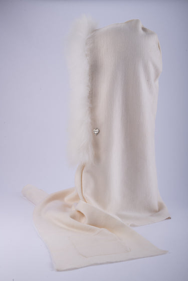 Scarf with hood and fur of times